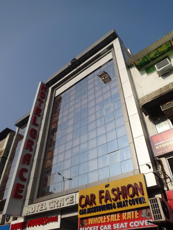Hotel Grace New Delhi Exterior photo