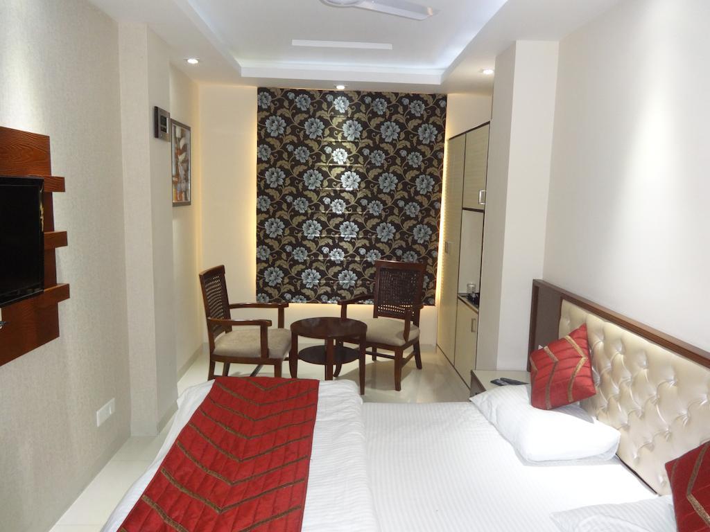 Hotel Grace New Delhi Room photo